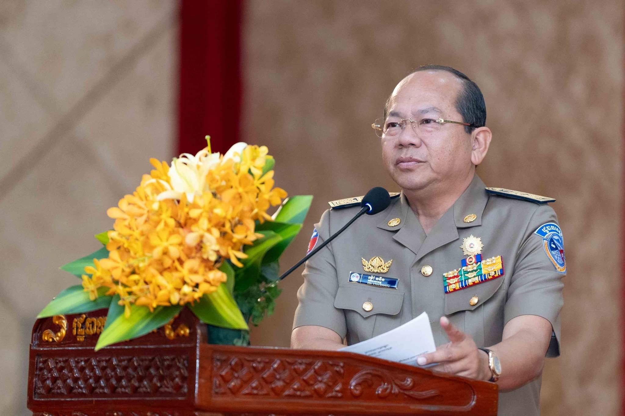 ឯកឧត្តម បណ្ឌិត ម៉ៅ ធនិន អភិបាលនៃគណៈអភិបាលខេត្តកំពត បានអញ្ជើញជាអធិបតីក្នុងពិធីប្រកាសចូលកាន់មុខតំណែង ជូនមន្ត្រីរាជការក្នុងរចនាសម្ព័ន្ធសាលាខេត្ត សាលាស្រុក ក្រុង និងបណ្តាមន្ទីរ អង្គភាព ជុំវិញខេត្ត